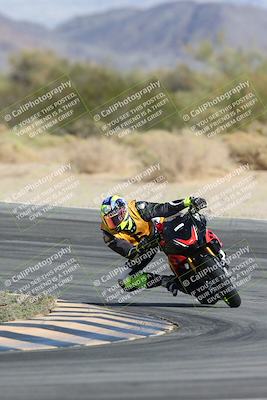 media/Nov-16-2025-Race Pace (Sun) [[8c5fa54630]]/Non Verified Riders (1st 20 Minutes)/2-Turn 10 (1010am)/